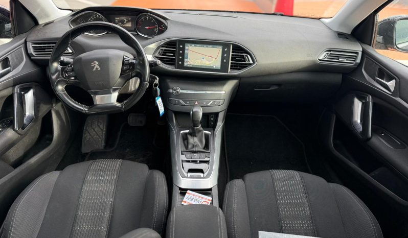 
								Peugeot 308 SW full									