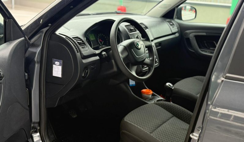 
								Skoda Fabia full									