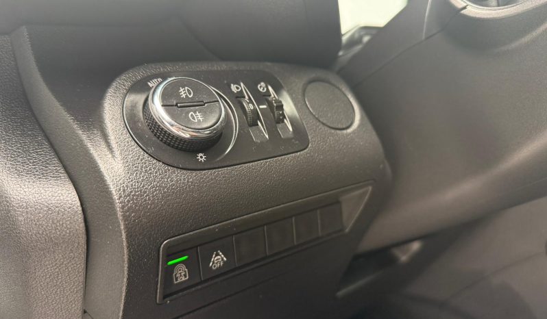 
								Opel Combo XL LIFE Elegance full									