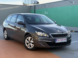 
										Peugeot 308 SW full									