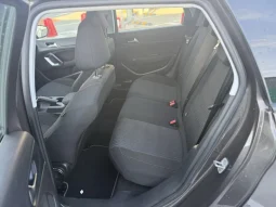 
										Peugeot 308 SW full									