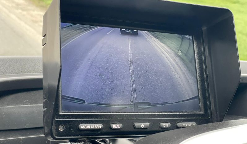 
								Renault Trafic L2H1 full									