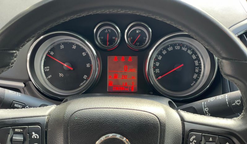 
								Opel Zafira Tourer full									