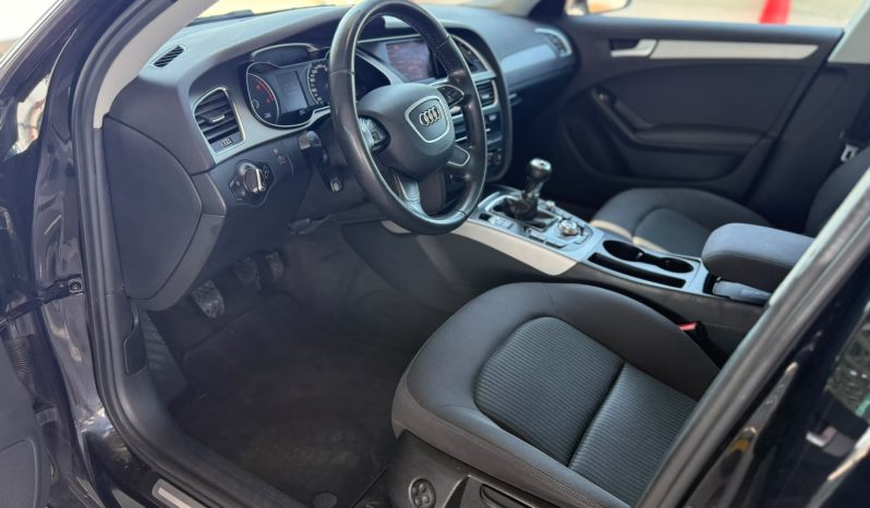 
								Audi A4 B8 Avant Ultra Sport Edition full									
