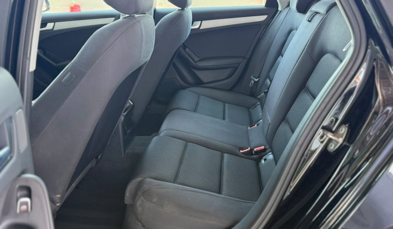 
								Audi A4 B8 Avant Ultra Sport Edition full									